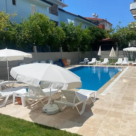 Luxury Pool Апартаменты