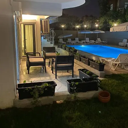 Апартаменты Luxury Pool *