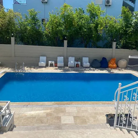 Luxury Pool * سيدي